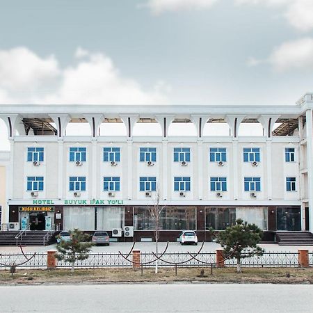 Buyuk Ipak Yo'Li Hotel Namangan Bagian luar foto