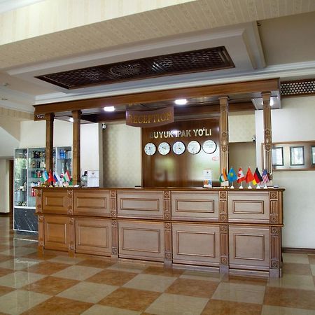 Buyuk Ipak Yo'Li Hotel Namangan Bagian luar foto