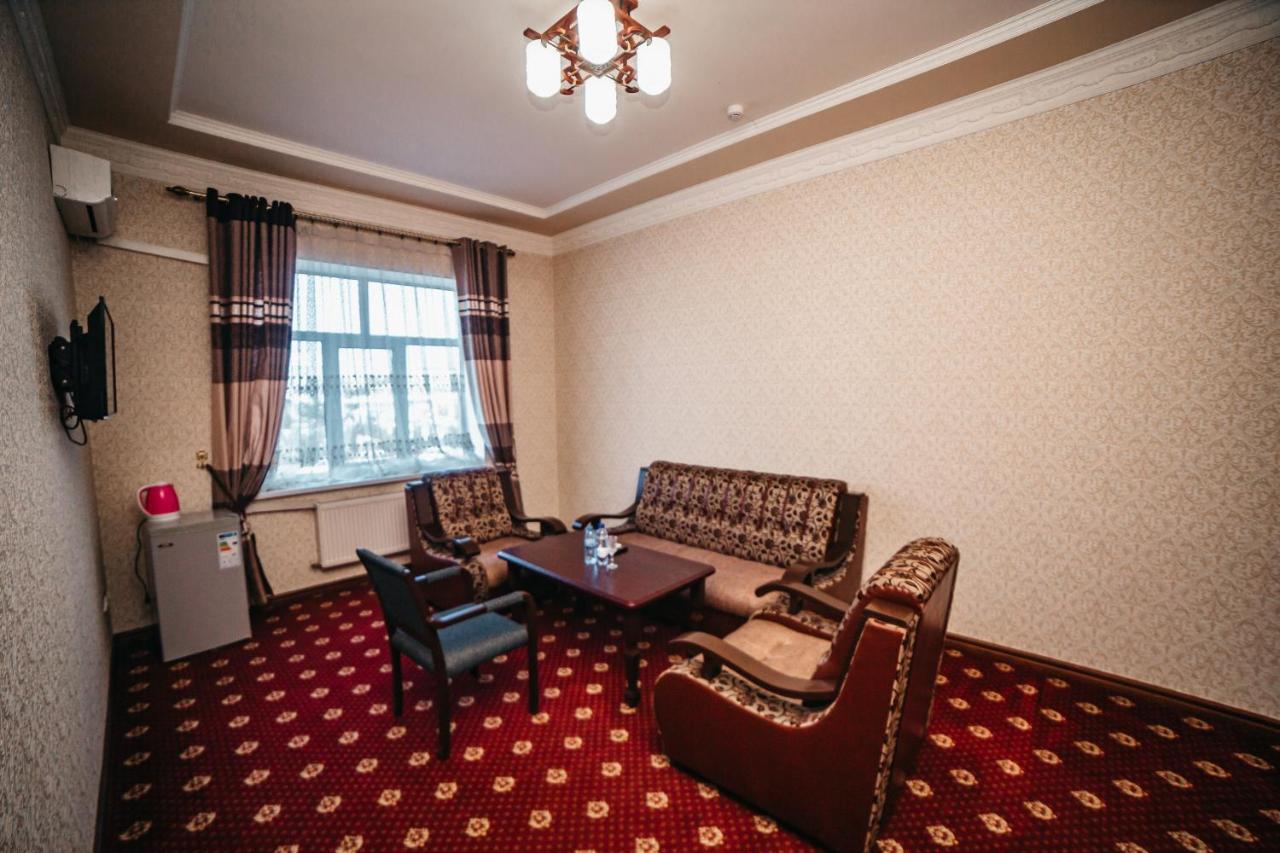 Buyuk Ipak Yo'Li Hotel Namangan Bagian luar foto