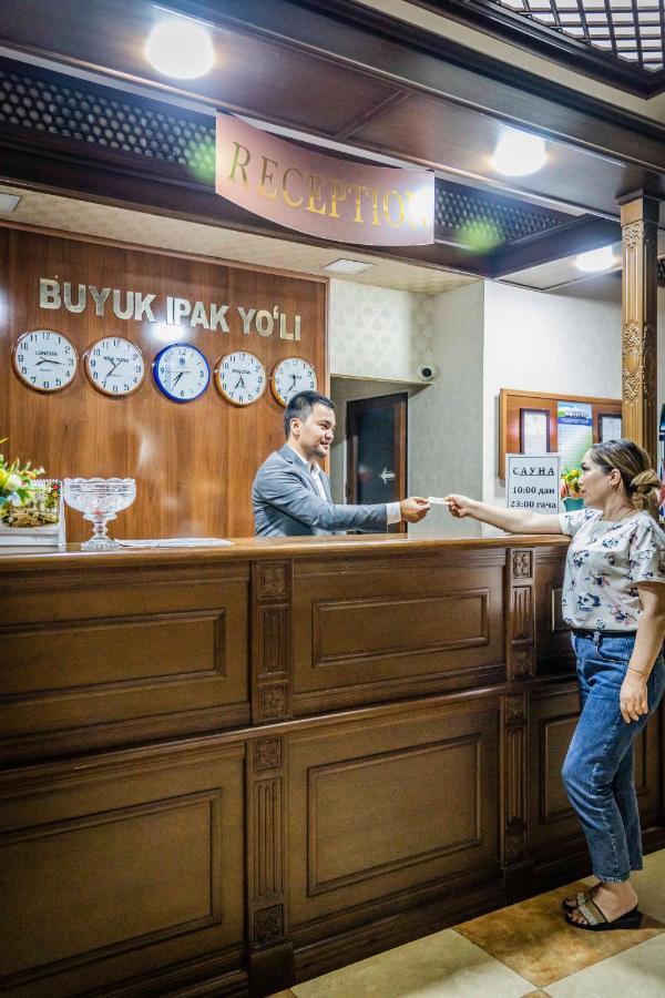 Buyuk Ipak Yo'Li Hotel Namangan Bagian luar foto